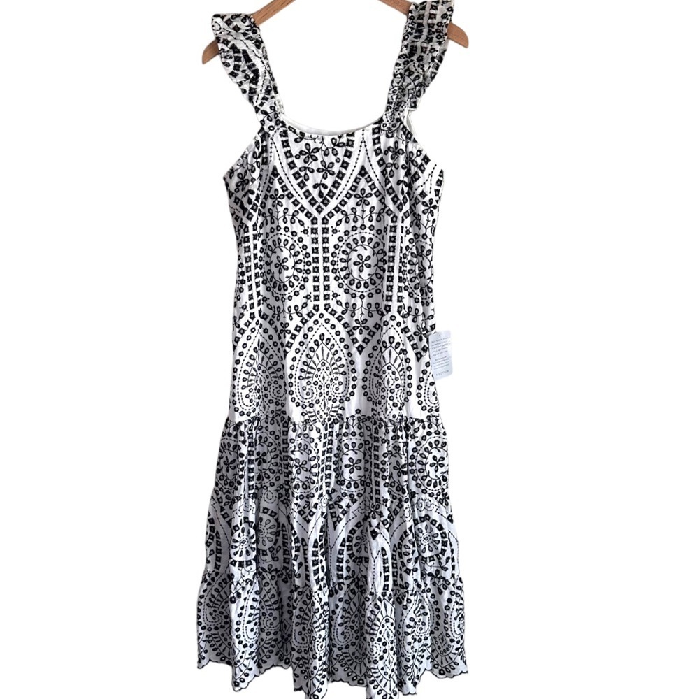 BTFL-LIFE Embroidered Eyelet 100% Cotton Aline Midi Dress Size Medium NWT - Picture 2 of 8